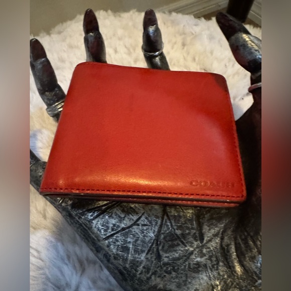 Coach Red Leather compact wallet - Picture 3 of 8